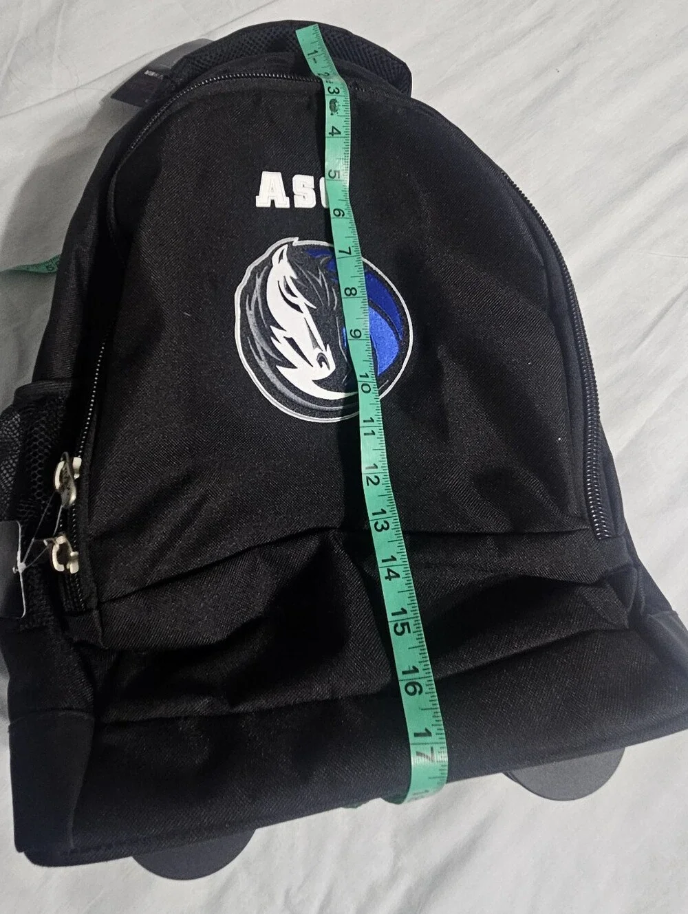 Glenco Black Backpack with Branded Luggage Tag